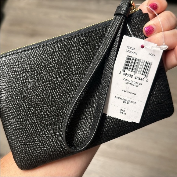 Small Coach Wristlet - Picture 6 of 8